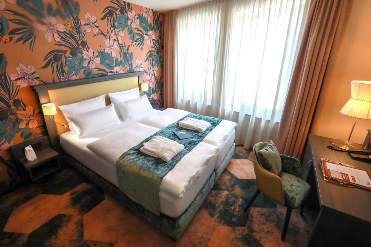 Spree. Hotel Am Hafen Lübbenau Extérieur photo