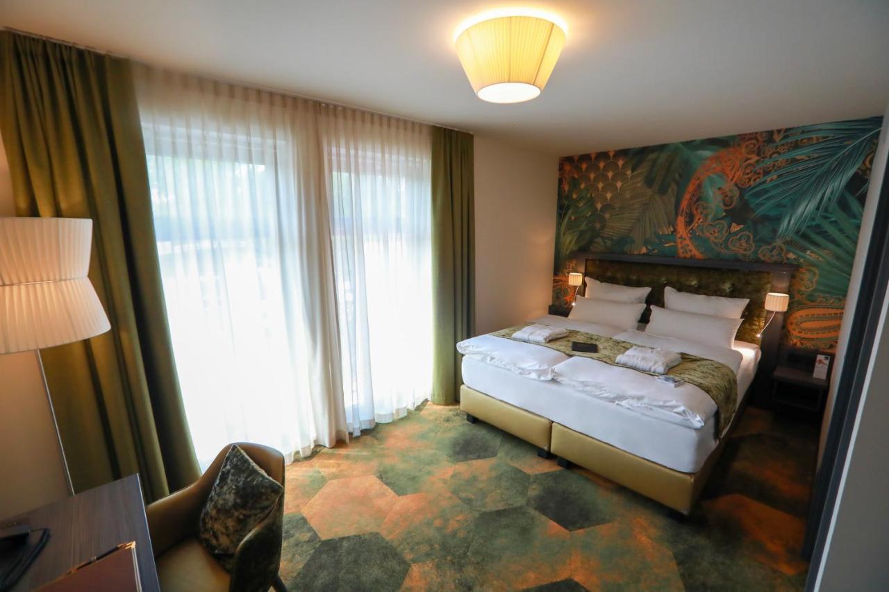 Spree. Hotel Am Hafen Lübbenau Extérieur photo